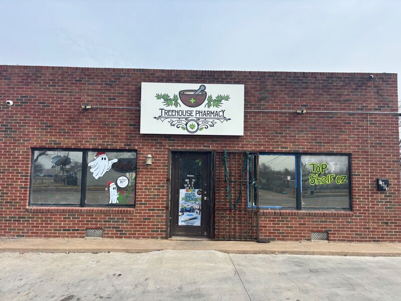Treehouse Pharmacy storefront exterior in Ponca City, OK